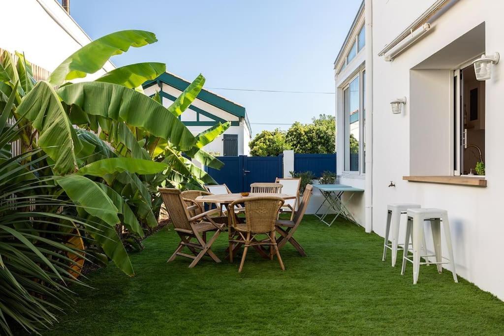 Beautiful Beach House In Front Of The Ocean เบียริตซ์ ภายนอก รูปภาพ