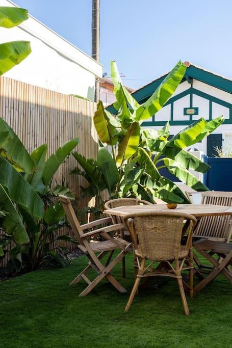 Beautiful Beach House In Front Of The Ocean เบียริตซ์ ภายนอก รูปภาพ