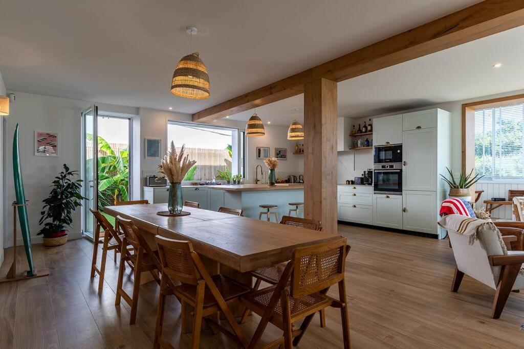 Beautiful Beach House In Front Of The Ocean เบียริตซ์ ภายนอก รูปภาพ